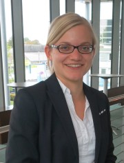 Miriam Krampe ist für die Durchführung der Karrieremessen verantwortlich. Foto: Volkswagen Financial Services AG