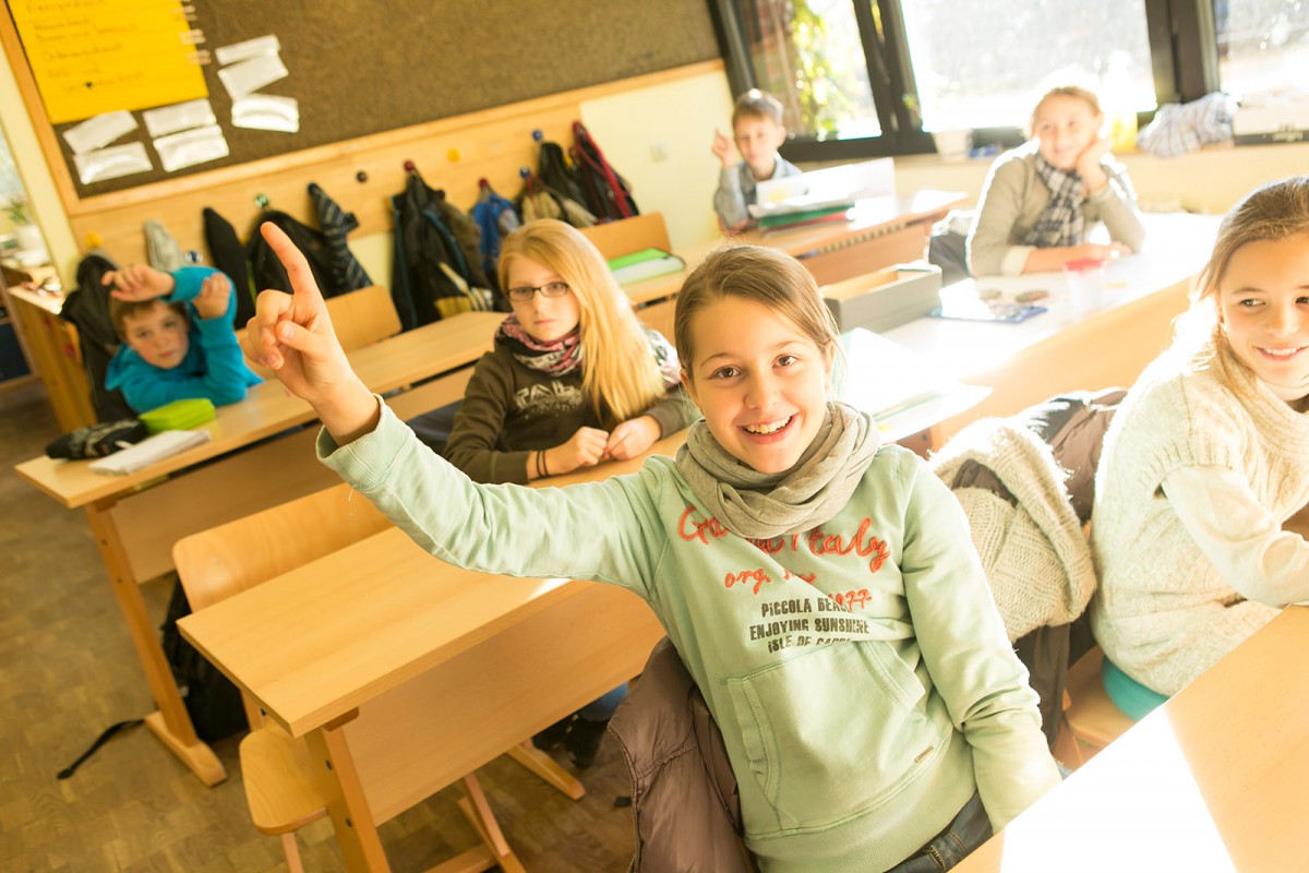 Eine der Gymnasialklassen. Hier werden Schülerinnen und Schüler entsprechend ihrer Begabung unterrichtet.